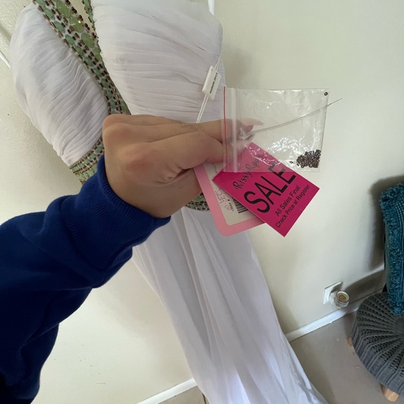 NWT FORMAL HALTER DRESS - Picture 8 of 10